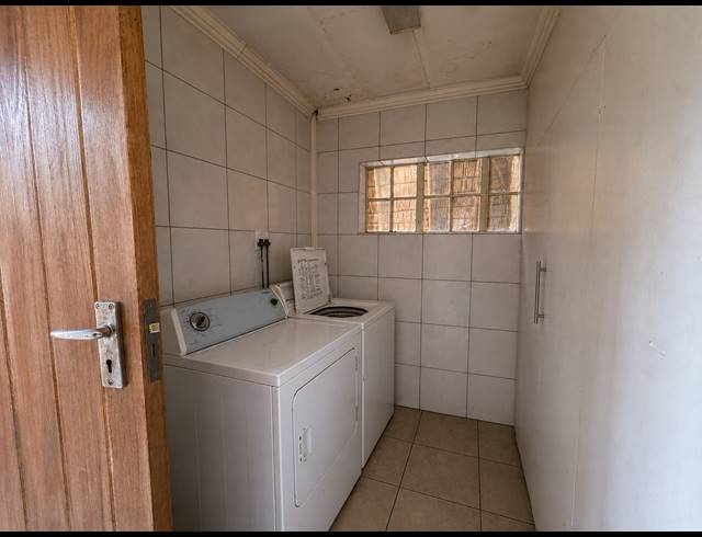 3 BEDROOM HOUSE FOR SALE IN VANDERBIJLPARK CW 5